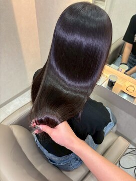 ジーナ  札幌大通(Zina) 美髪＊チョコレートブラウン＊髪質改善TR＊Zina札幌大通