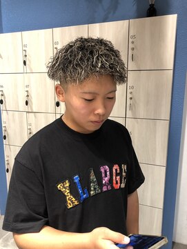 アース 郡山コスモス通り店(HAIR&MAKE EARTH) ツイストスパイラルハイライト