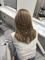 ボンドストーリー 那覇おもろまち店(Bond Story)&nbsp;ミルクティーベージュ×レイヤー