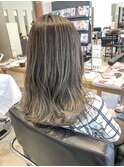 ハイトーン×グラデーションカラー hair make addict 町田有理佳