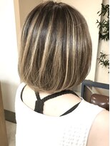 ヘアアンドメイクフリッシュ(HAIR&MAKE FRISCH) ハイライトボブ