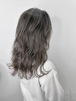 アイズ ヘアー メイク(I's hair make)&nbsp;グレージュ　バレイヤージュ　シャドールーツ
