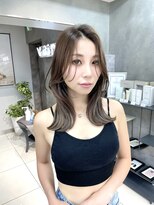 ヴェイン 渋谷(vain)&nbsp;ミディアムレイヤー/くびれヘア/20代30代/渋谷/インナーカラー