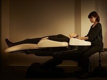 首への負担を軽減し、リラックスしたシャンプーやスパを提供。フルフラットシャンプー台で至福のお時間を☆