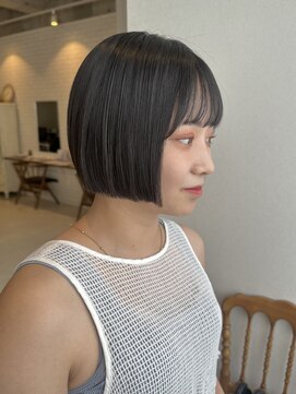 アモレット(amoretto) 【sana担当】切りっぱなしボブ