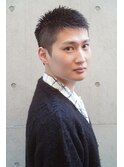 スーツ短髪ツーブロック束感モテる黒髪シークレットパーマ流行