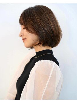 アイスバーグ(eyesburg) ナチュラルボブ×前下がりボブ×ストレートボブ20代30代40代