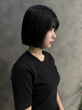 ヴェイン 渋谷(vain) 黒髪でも重たくならない!顎ラインボブ◎