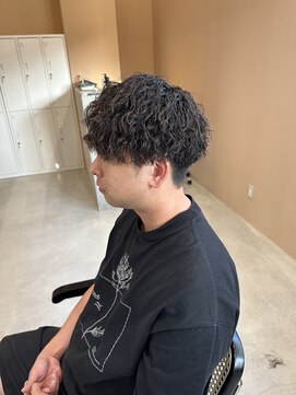 ジジ インターパーク 宇都宮(Gigi) メンズパーマ/縦落ちツイスパ/メンズマッシュ/ツイスパ