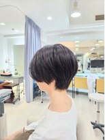 クオーター(QUARTER)&nbsp;品のある大人ショートヘア