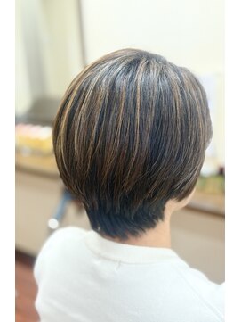 バンビ 本渡店(Bambi) 白髪ぼかしハイライトカラー