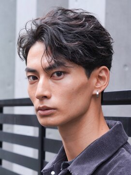 レタッチバイフィフス(RETOUCH by fifth) 原宿センターパートウルフメンズ緩めシャドウパーマルーズパーマ