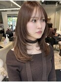顔まわりレイヤー×くびれミディアムレイヤー