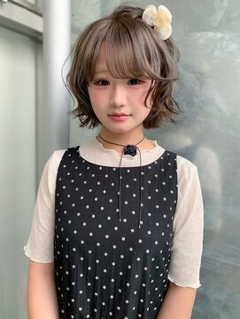 ソル バロール 表参道(SOL .valor) ミントベージュ タッセルボブ