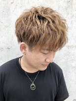 レーヴ(Reve)&nbsp;メンズハイトーンカラー×無造作ウェーブ【レーヴ】