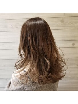 クレア(CREA) ミルクティーアッシュ☆