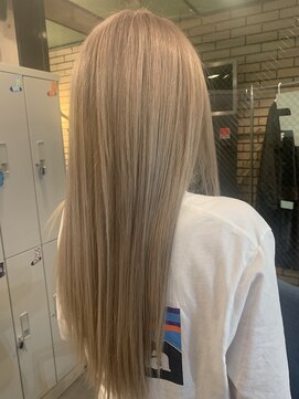 ラフ 難波店(LAFF) #黒髪#ボブルフ#ネビージュ#小顔#ワンレン