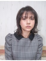 ティアラ 桜木町(TIARA)&nbsp;外ハネミディ　20代30代　ニュアンスカラー