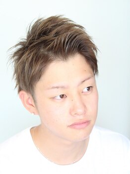 メロウ ヘアー エスト2006(MELLOW HAIR EST.2006)の写真/ビジネスに似合うショートからパーマスタイルも、忙しい朝や特別な日もスタイリングしやすい抜群の再現性◎