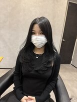 フィーカ(fika) 量感たっぷり内巻きワンカールレイヤー 担当岩松