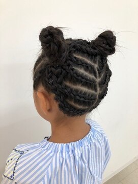 ウィロー(WILLOW) 【WILLOW京橋】コーンロウふたつくくり(中原由貴)