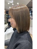 グレイヘア×ハイライト×ベージュ