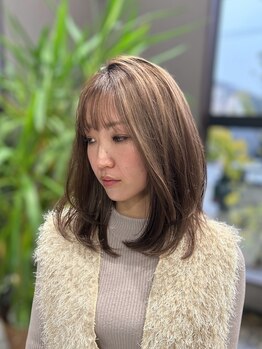 フラムブル(flamme bleue)の写真/顔周りのカットで印象は変わる！カット技術の高いサロンにて経験を積んだ高技術stylistにお任せ下さい◎