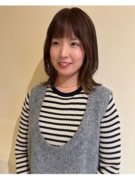 トップヘアー アヴェニュー 刈谷(TOPHAIR Avenue) 外ハネくびれカット