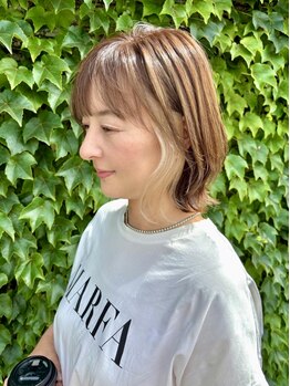 グルス(GruS)の写真/“脱”白髪染め!白髪を活かすデザインカラーで透明感やツヤのあるワンランク上のStyleに♪