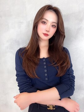 ジーナ 名駅(XENA.) 顔周りで印象チェンジ！面長をカバーする韓国風カット