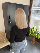 エンブリーチ バイ タグ 樟葉(enn. bleach by t.a.g)&nbsp;ブロンドベージュ