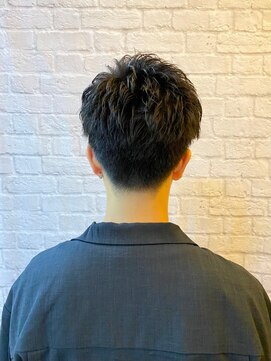 グレイスフルバーバー 新宿パークタワー店 爽やかツーブロックスタイル