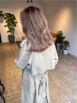 メリー オオサカ(Merly Osaka) 柔らかブラウンベージュ_ベージュ系バレイヤージュ_