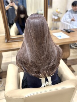 ザック ヴィ(ZACC vie) レイヤーカット/セミロング/艶カラー/学割U24