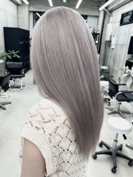 リノート バイ エゴル 名古屋(LINOET by ENGOL) 【LINOET 名古屋】佐藤まいら　ホワイトグレー