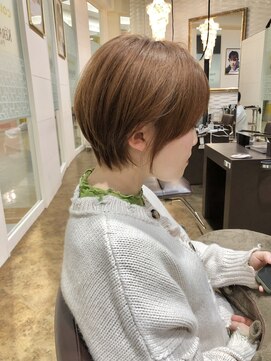 スミヤ(SUMIYA) 大人可愛い20代30代40代50代黒髪前下がりショートボブ/鹿児島