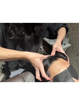 頭皮の汚れをしっかり落とし、血行を促進！日頃の疲れを癒しながら本来の美しさを取り戻します[武蔵小杉]