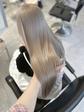 ペレ 梅田(PELE) ミディアムヘア/暗めカラー/グランマッシュ/梅田