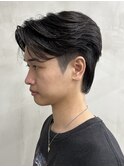 刈り上げセンターパートテーパーフェードカットニュアンスパーマ