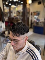 バーバー アカダマ&nbsp;カール強めメンズパーマ