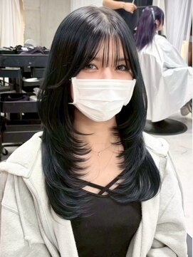 ジィルム(XELM) 韓国レイヤーカット/ブリーチ/レイヤーカット/ハッシュカット