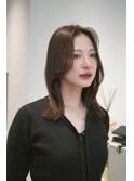 顔周りレイヤーカットくびれヘアミルクティーベージュカラー韓国