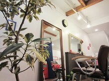 アズールバーバーショップ(AZUR BARBER SHOP)の雰囲気（贅沢な貸切り空間でくつろぎのサロンtimeを..☆）