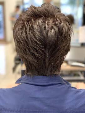 クアトログランシュ ひたちなか店(QUATRO×GranCieux) 襟足スッキリイケメンショート