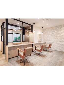 【北八王子駅徒歩2分】1人1人に向き合い、毎日が楽しくなるような、そんなスタイルをご提案致します。