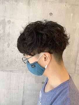 フリージア美容室 メンズカットパーマ