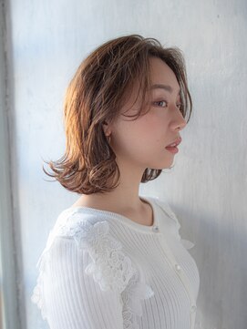 ディンプル 越谷駅前(DiMPlE) くすみオレンジの大人ボブ