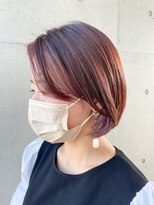 アチーブリス(achieve Liss)&nbsp;大人クールなショートボブ 斜めバング ラベンダーインナーカラー