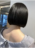 髪質改善カラー ブルーブラック ミニボブ