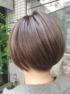 ヴァンカウンシル 立川店(VANCOUNCIL) 立体感ハイライトショート